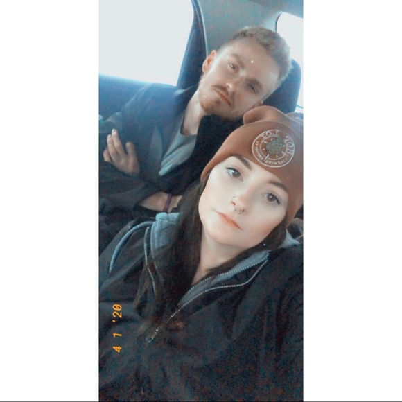 Meet your Posher, Carli - Picture 7 of 8